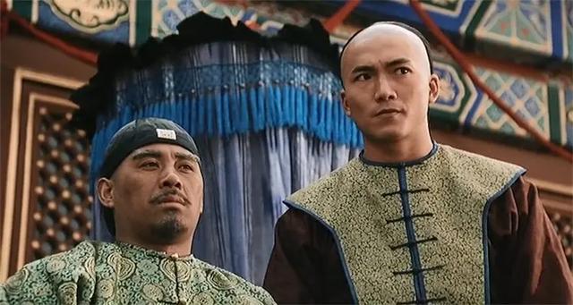 与李小龙斗殴，和成龙交恶，昔日影坛大哥走向没落，终凄冷离世