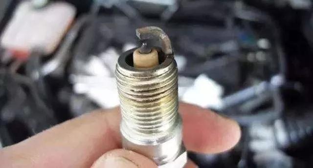 适合工薪族的合资车，7万多配4缸机，油耗一公里2毛多，出自本田