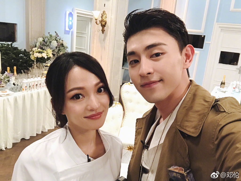 邓伦与赵丽颖合作过《楚乔传》,他在剧中的表演