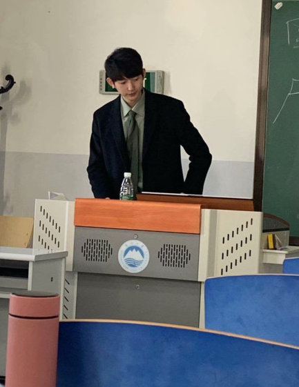 东北大学的军理老师,大家来品一品,我