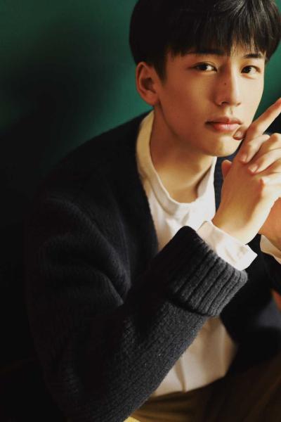 南京师范大学校草身高192体重140学霸一枚张凌赫z