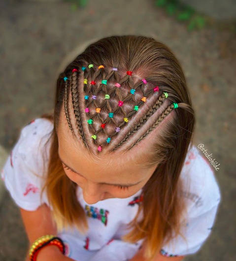 挪威妈妈hilde玩起编辫子,爱心,花朵,蝴蝶……各种风格