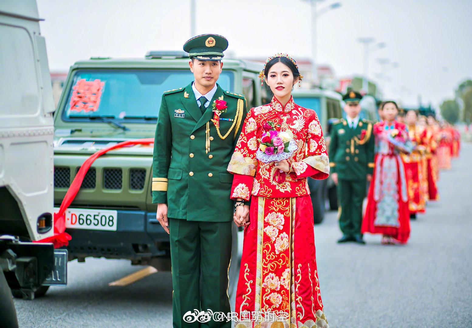 cnr国防时空 1 / 9 近日,武警江西总队机动支队举办主题为"情系军营