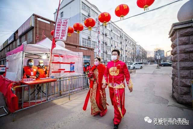 新婚之日捐赠16000元口罩疫情中的婚礼简洁却分外浪漫