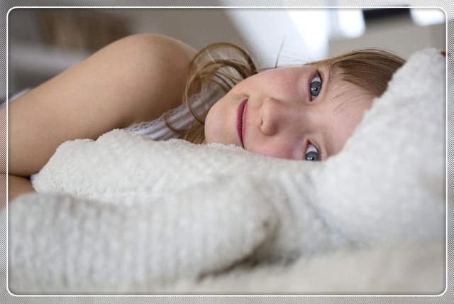 冬天睡觉被窝冷开空调又觉得闷教你一个保暖的好方法太棒了