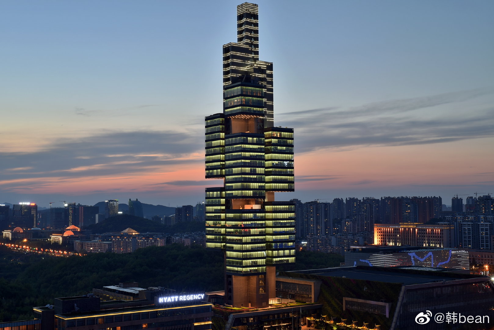 贵阳贵州金融城贵州金融城官方微博贵阳地铁贵阳市城市管理局