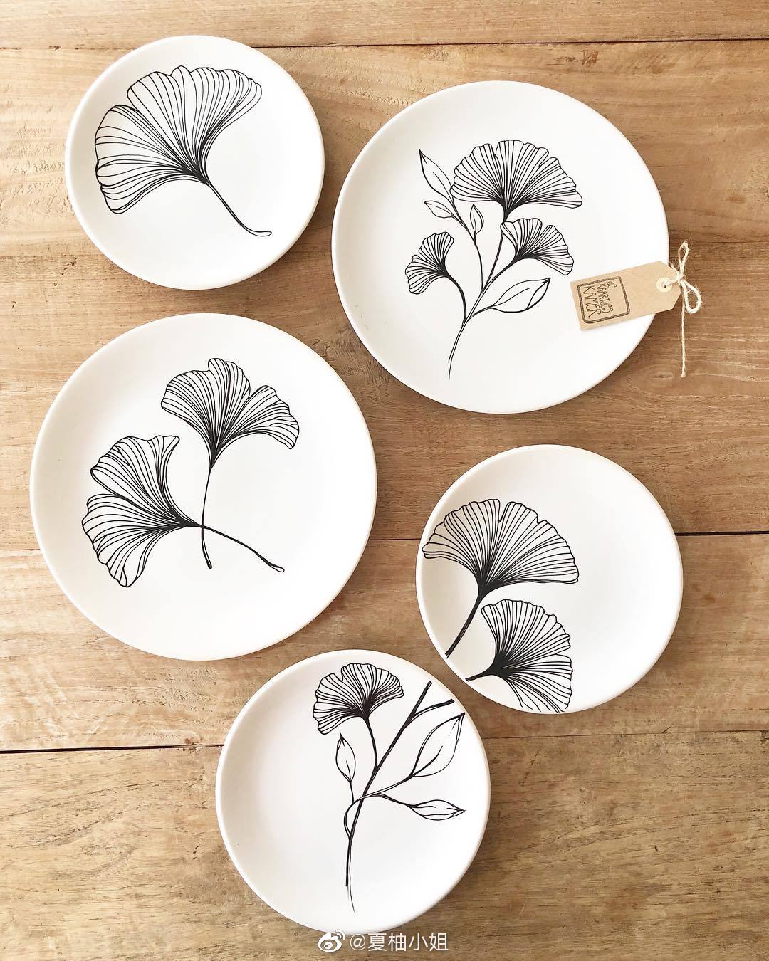 手绘植物瓷盘画清新可爱