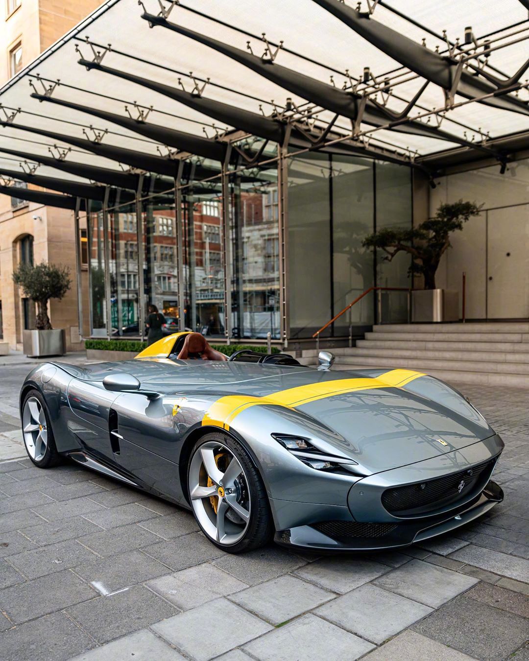 法拉利ferrarimonzasp1一台无法开出去泡妞兜风的天价神马