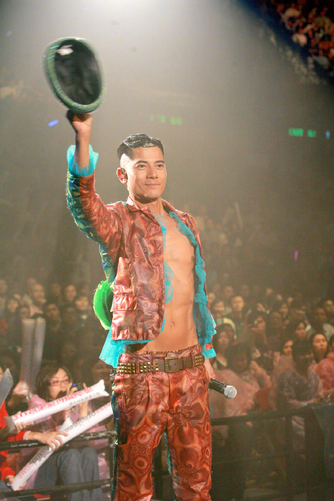 2007年,郭富城《舞林正传》演唱会,湿身造型超经典的