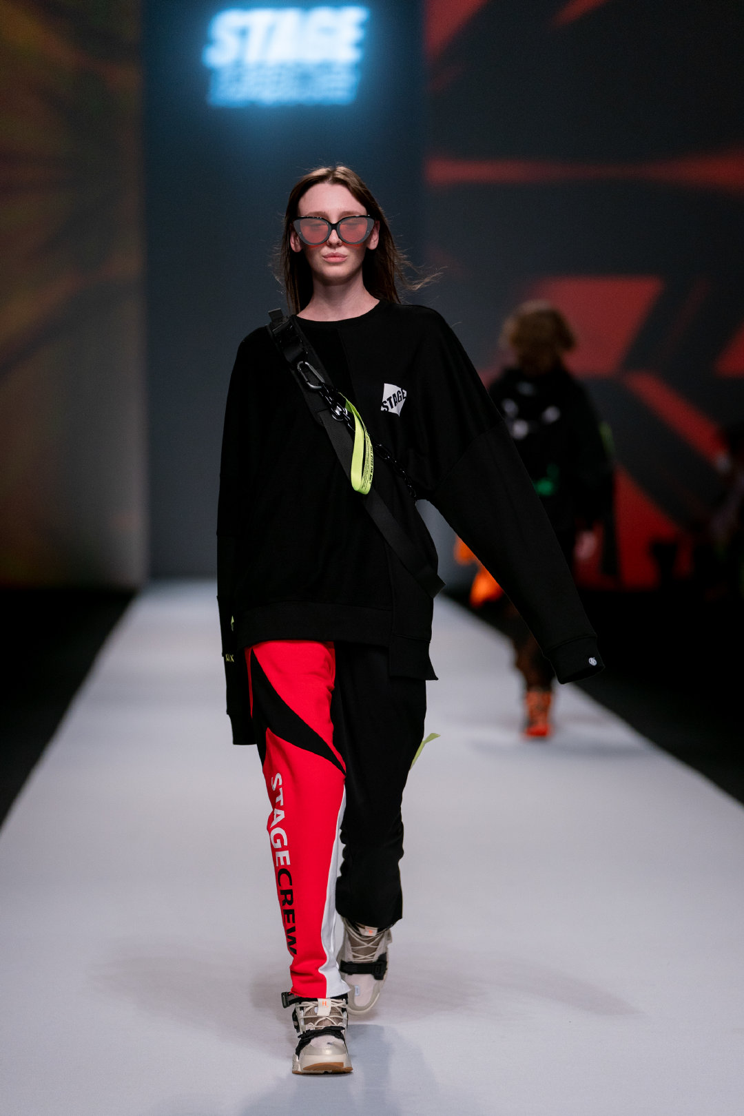 2020 春夏上海时装周 @361度 与知名潮牌 stage 携手带来惊艳走秀