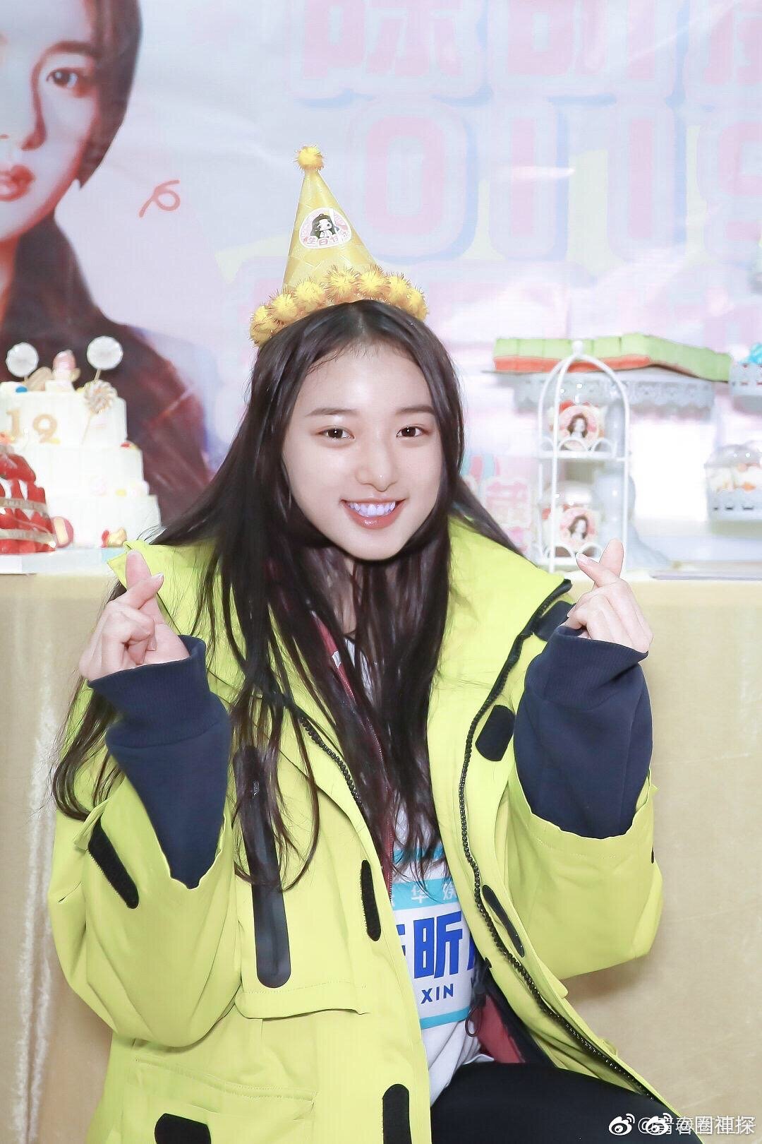 青春有你2乐华陈昕葳也太照骗了86615?_高清图集_新浪网