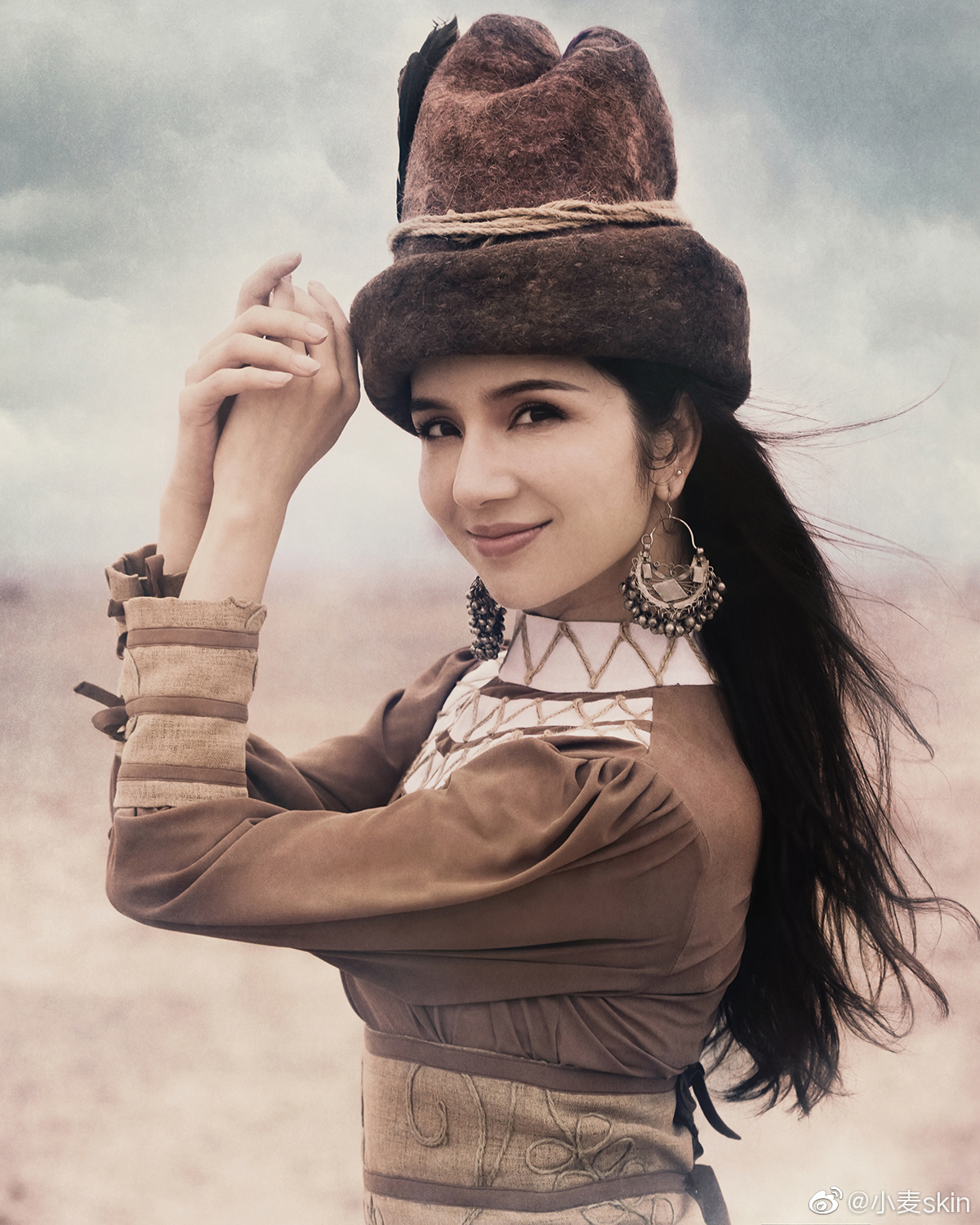 楼兰幽梦/摄影/@小麦skin 出镜/@古丽米娜mina 服装/@in_kashgar