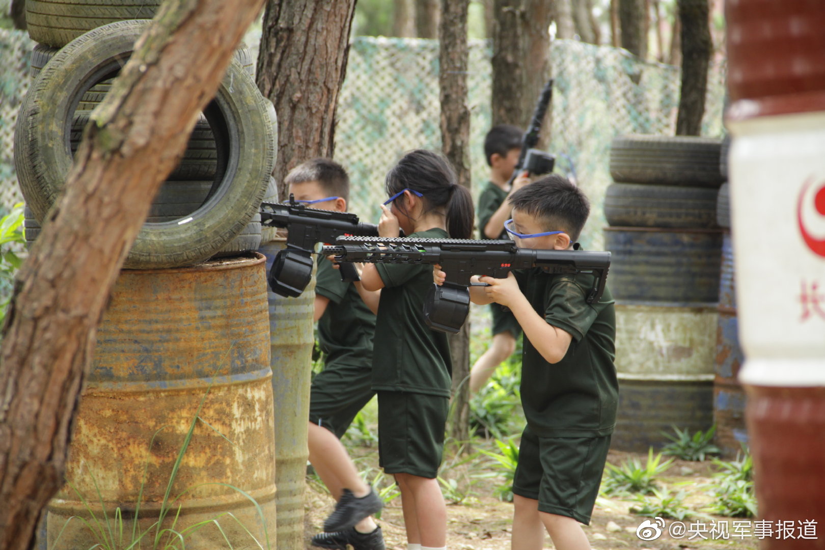 真嗨!军娃在行动:户外真人cs 丛林穿越