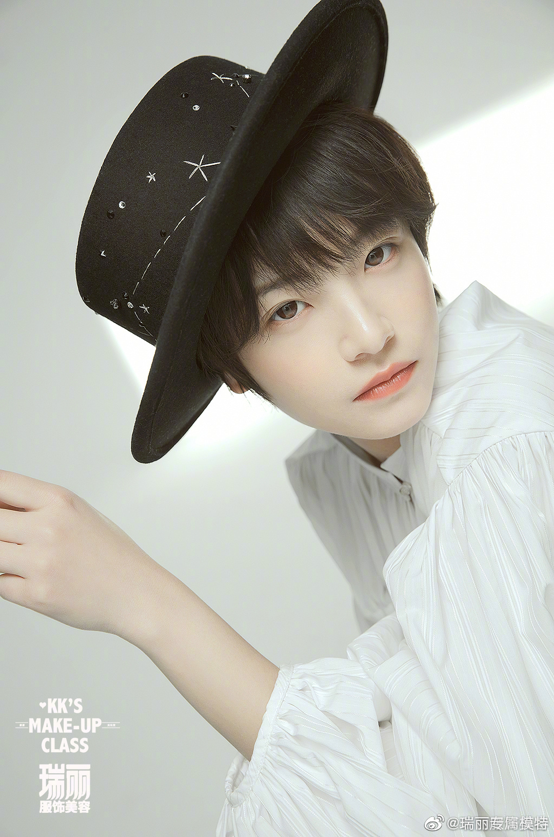 发型@myhair-yuma摄影@yuan视策划&妆容@康大璐v博二十不惑时的短发是