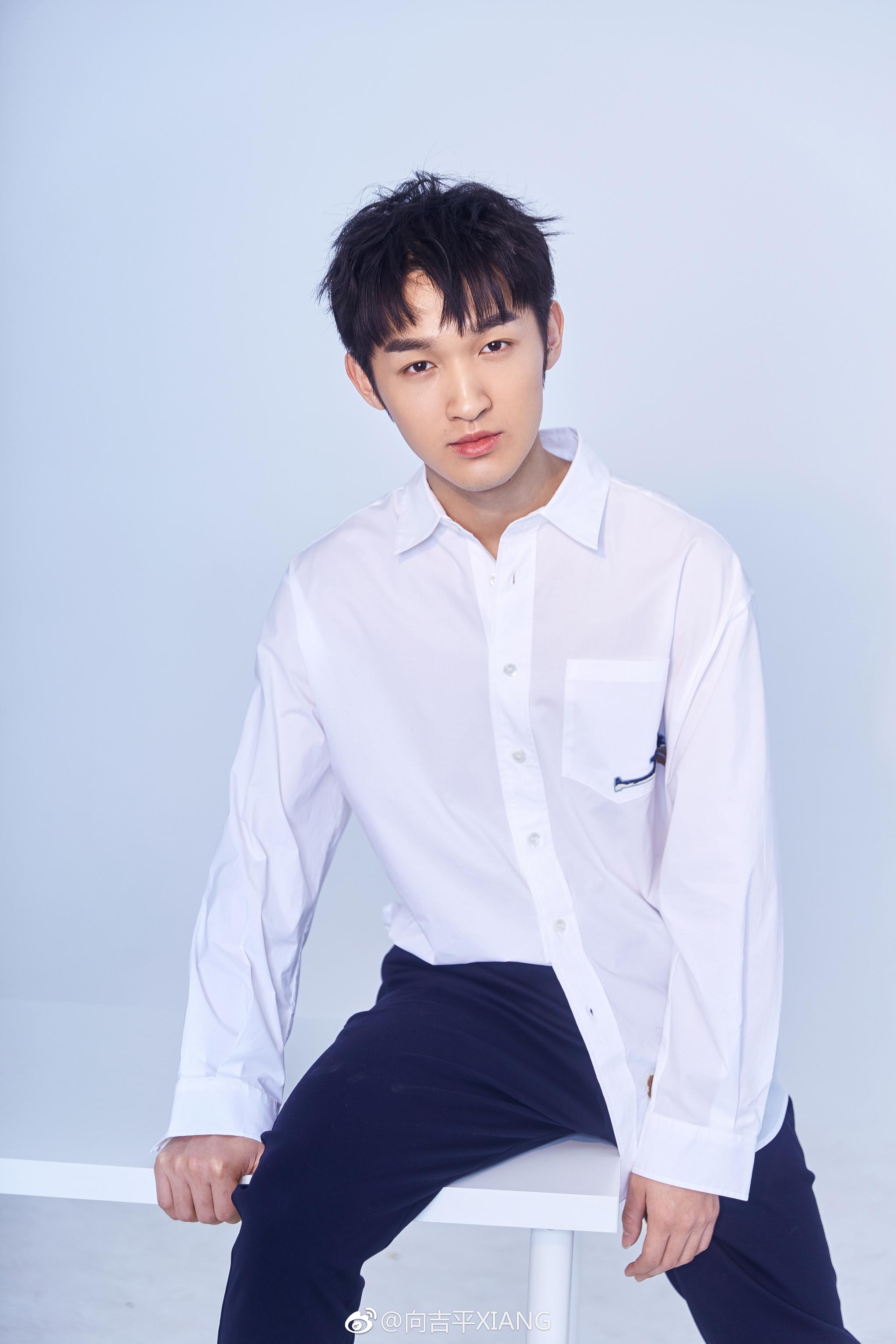 出镜孙翊童me木丁子素摄影出品