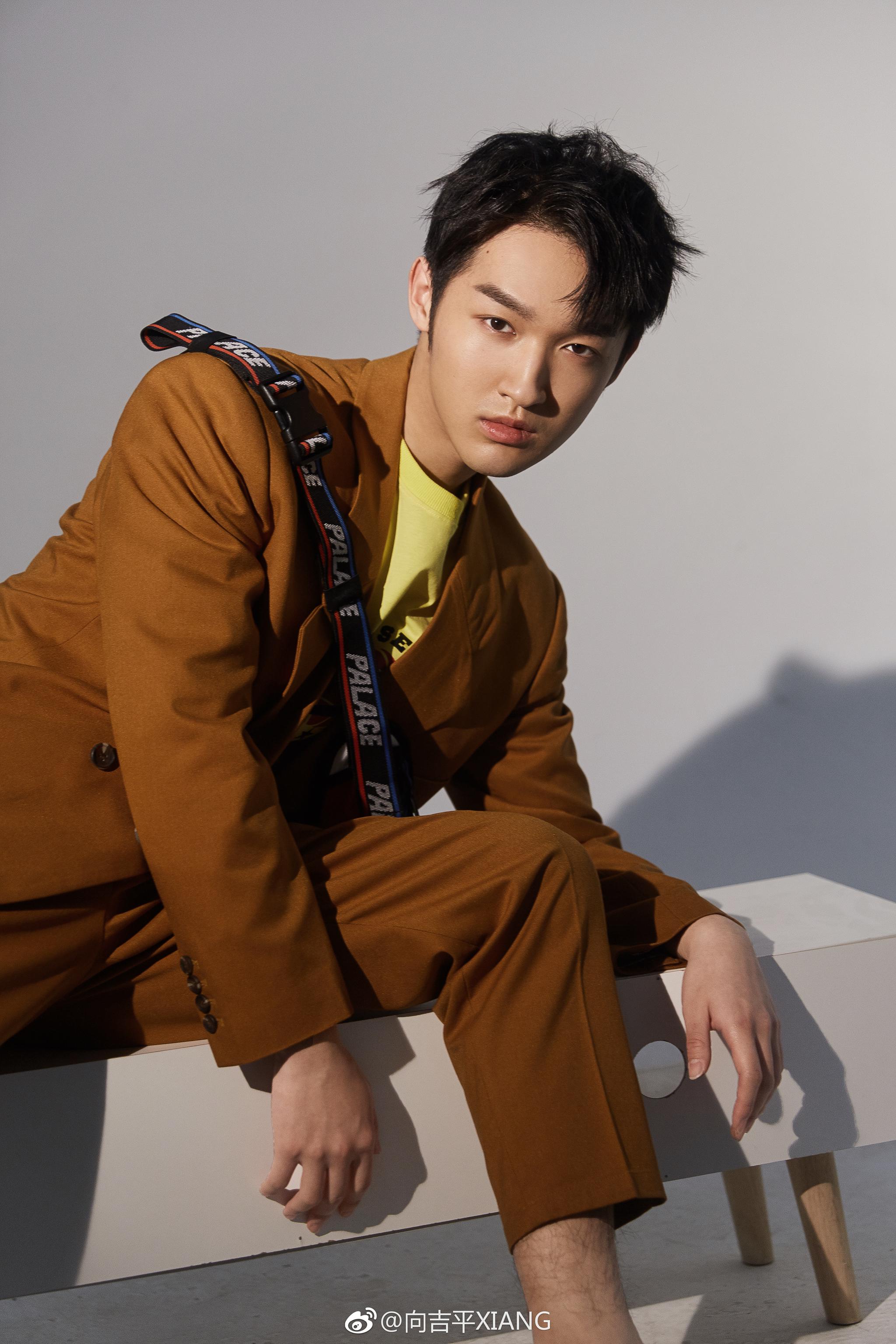 出镜孙翊童me木丁子素摄影出品