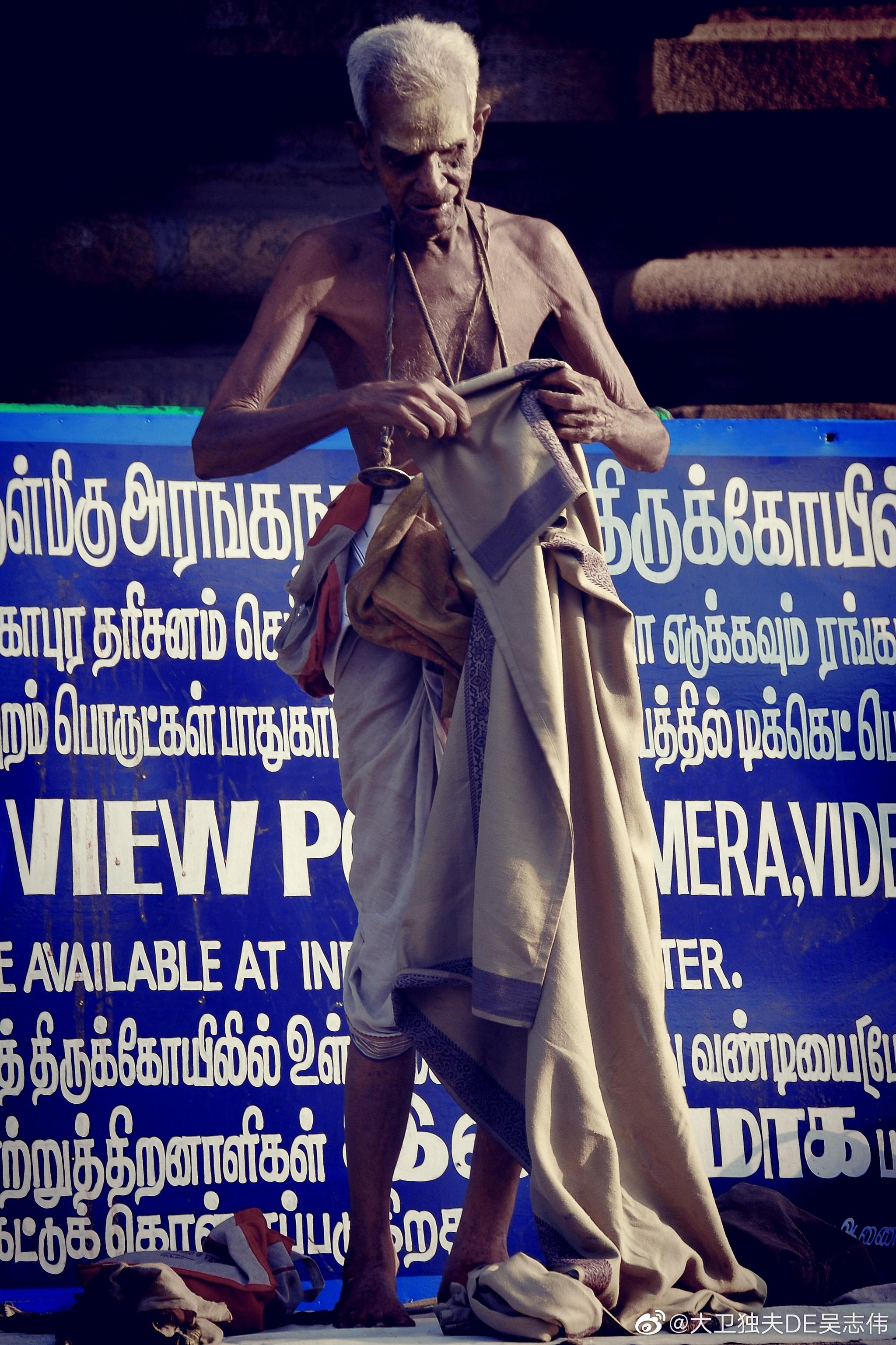 一条线划分了印度的最高种姓与最低种姓|大庙|婆罗门|种姓_新浪新闻