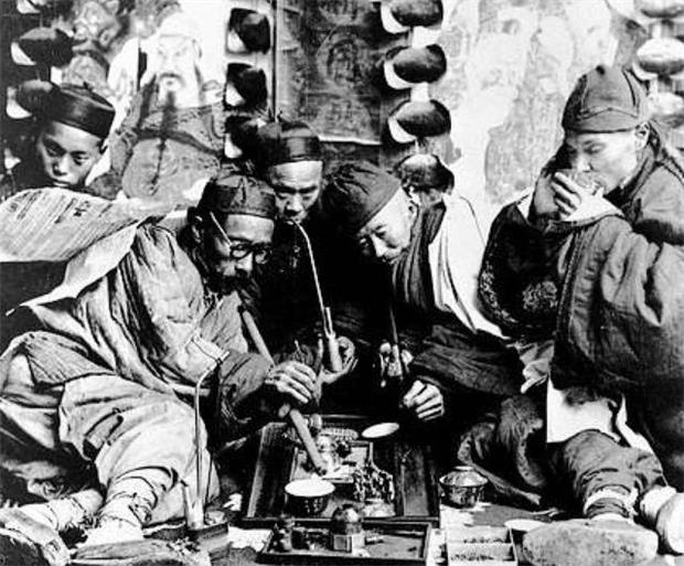 清朝中国被称为"东亚病夫",看看那时候百姓们的生活,痛心疾首