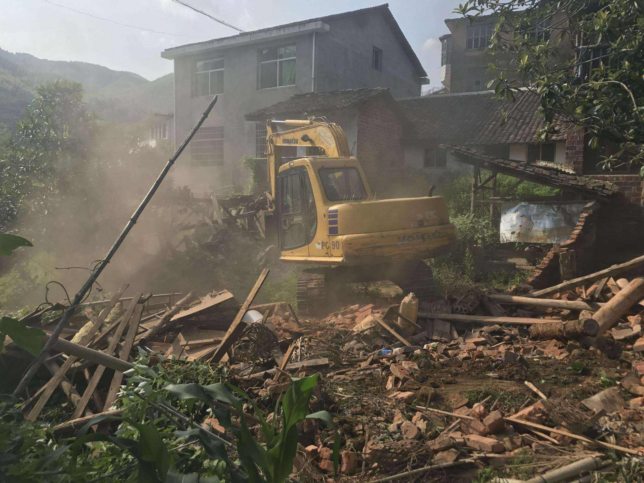 农村房改,房屋将统一规划建设,这几类人的旧房将被拆除!