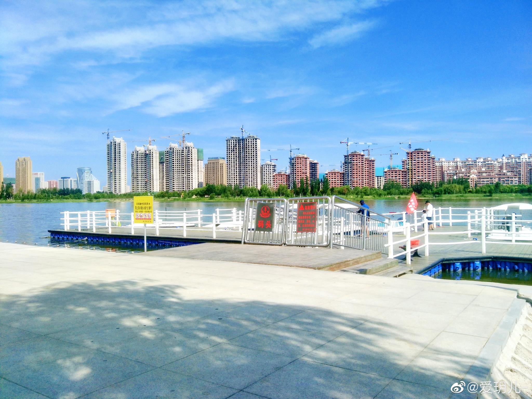 童话里的地方,通辽市辽河公园哲里木大桥西侧