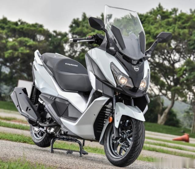 全系水冷引擎,2019款三阳joymax125/250/300踏板摩托,全面解读