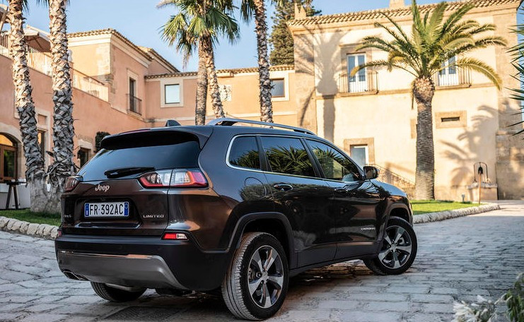 Jeep自由侠动力表现如何 这款美系SUV值得买吗