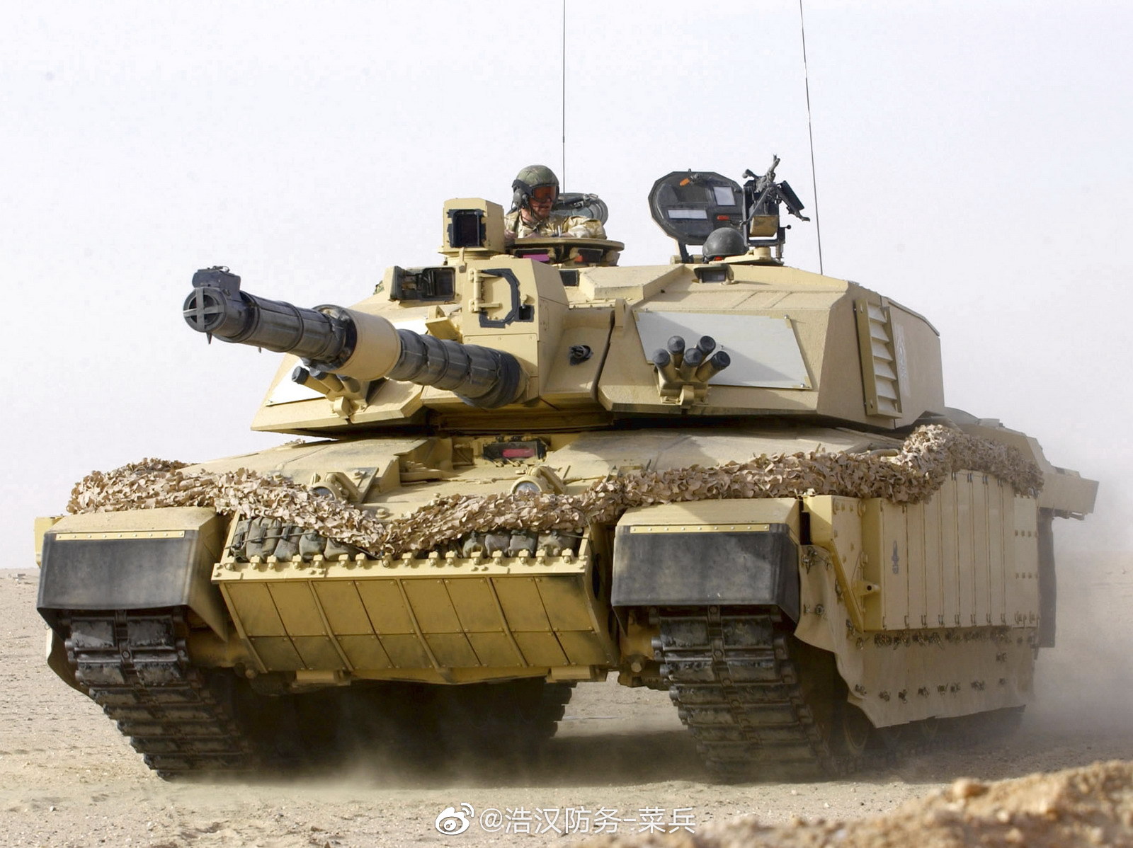 英军的挑战者2就像是一位充满着古典主义的斗士一样_高清图集_新浪网