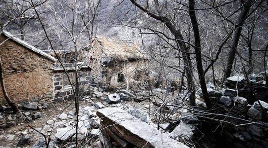 在河南,有人到死都走不出封门村|枕边有张脸|封门村|太师椅_新浪新闻