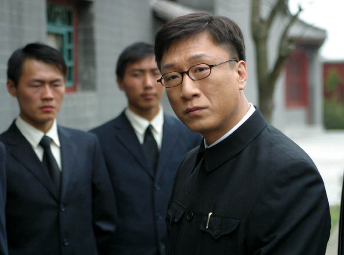 了我党隐蔽战线3位英雄的事迹混编而成,这3人分别是:吴石,黎强,刘青石