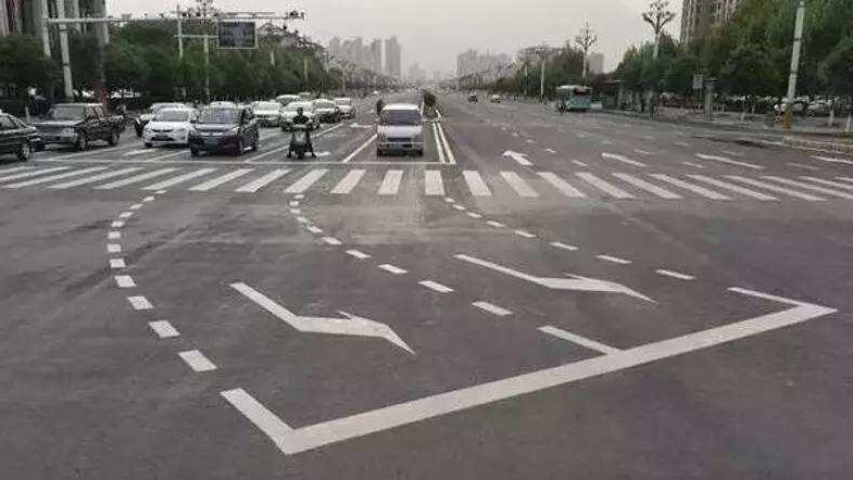 这几个最容易违章的交通标志，不注意24分都不扣-新浪汽车