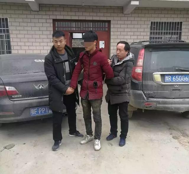 67南阳多县盗油案频发警方跨省将嫌疑人抓获