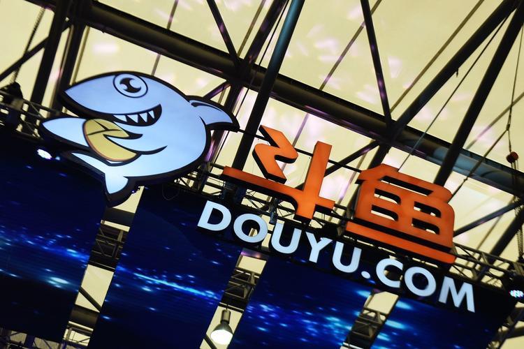 如何联系附近缺钱的学生并提供资金帮助