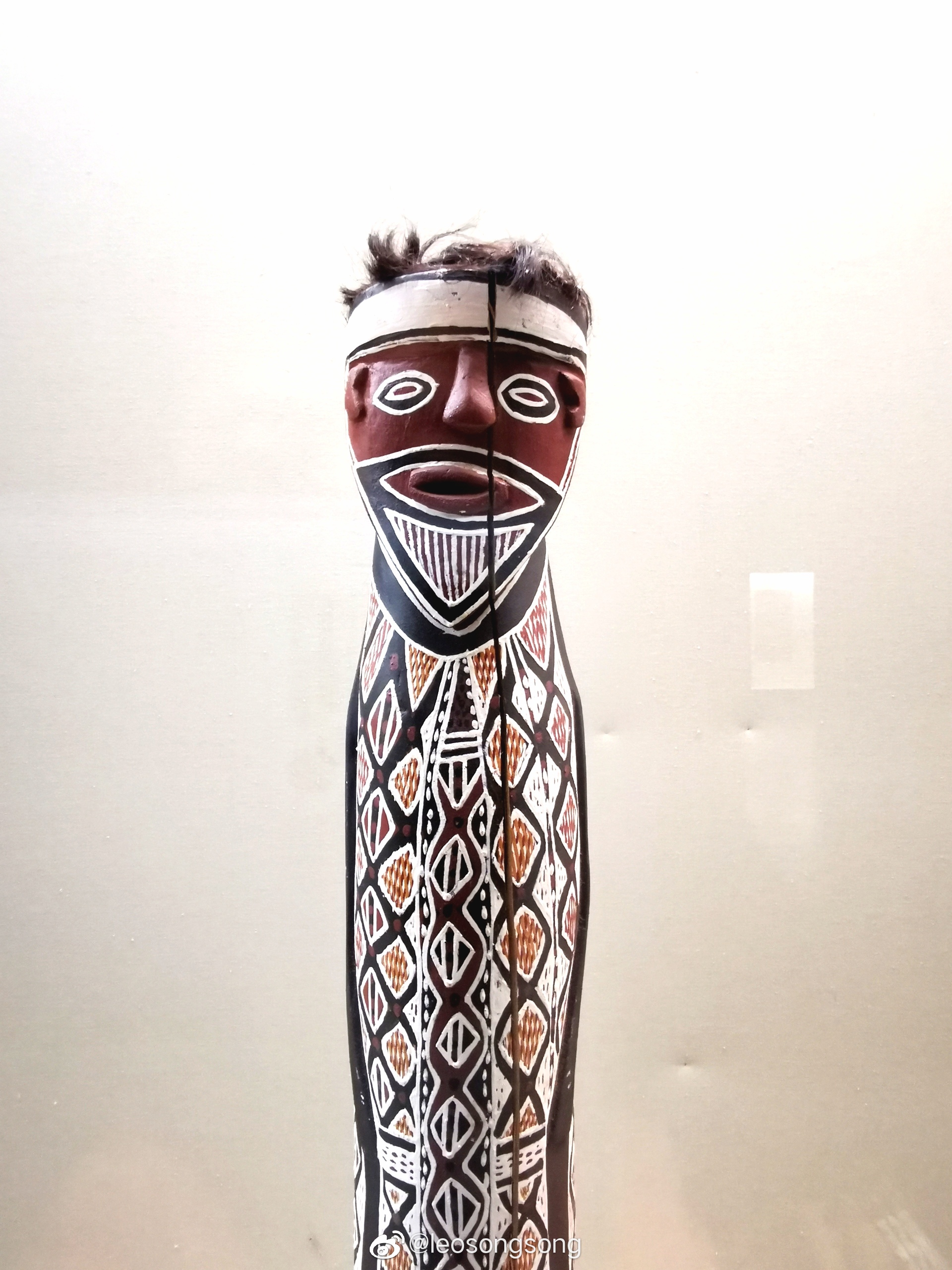 终于赶上深博的 澳大利亚树皮画艺术家展 澳洲原住民剥树皮为画布 以