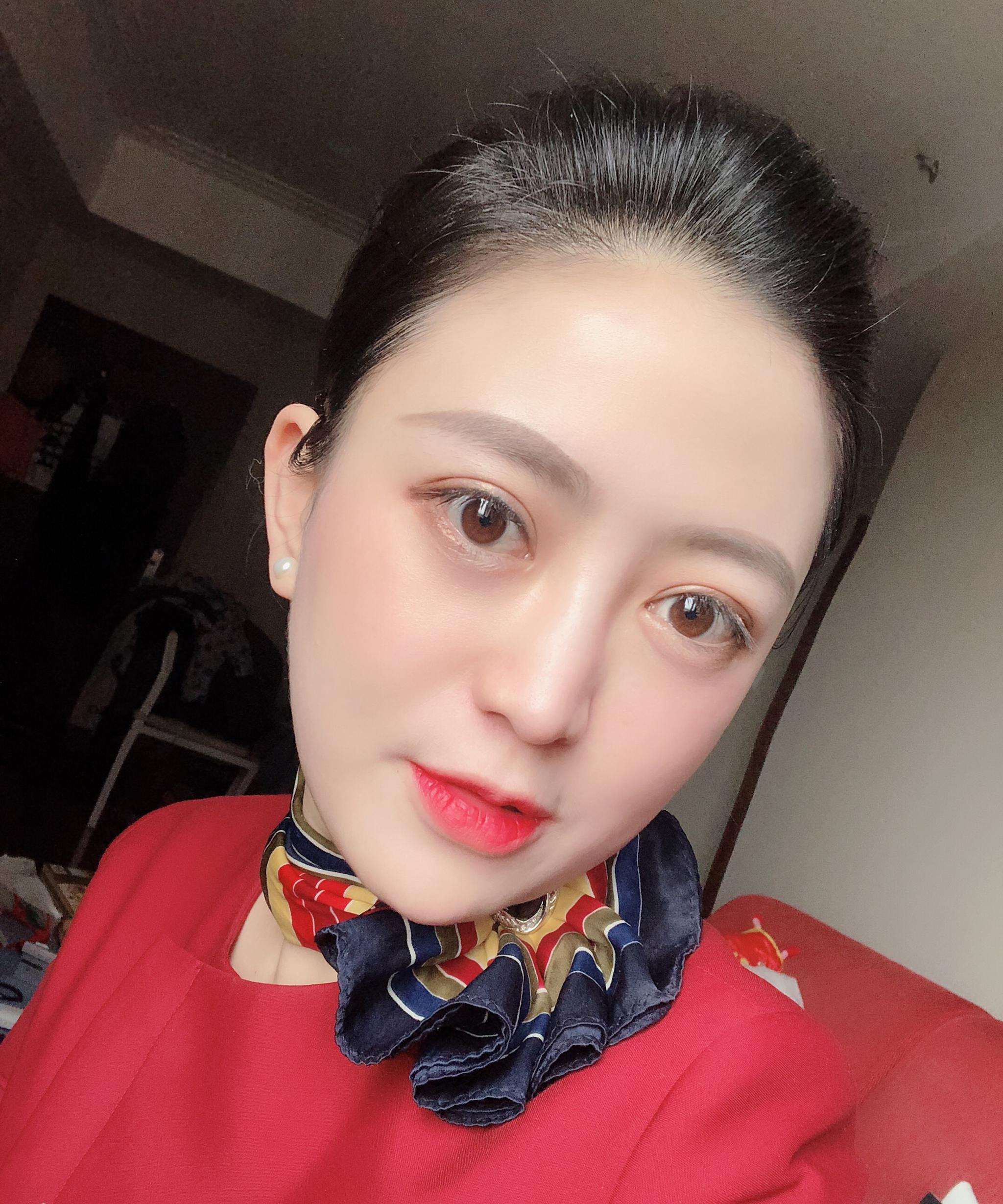 中国民航大学毕业,现在在东航上海_新浪新闻