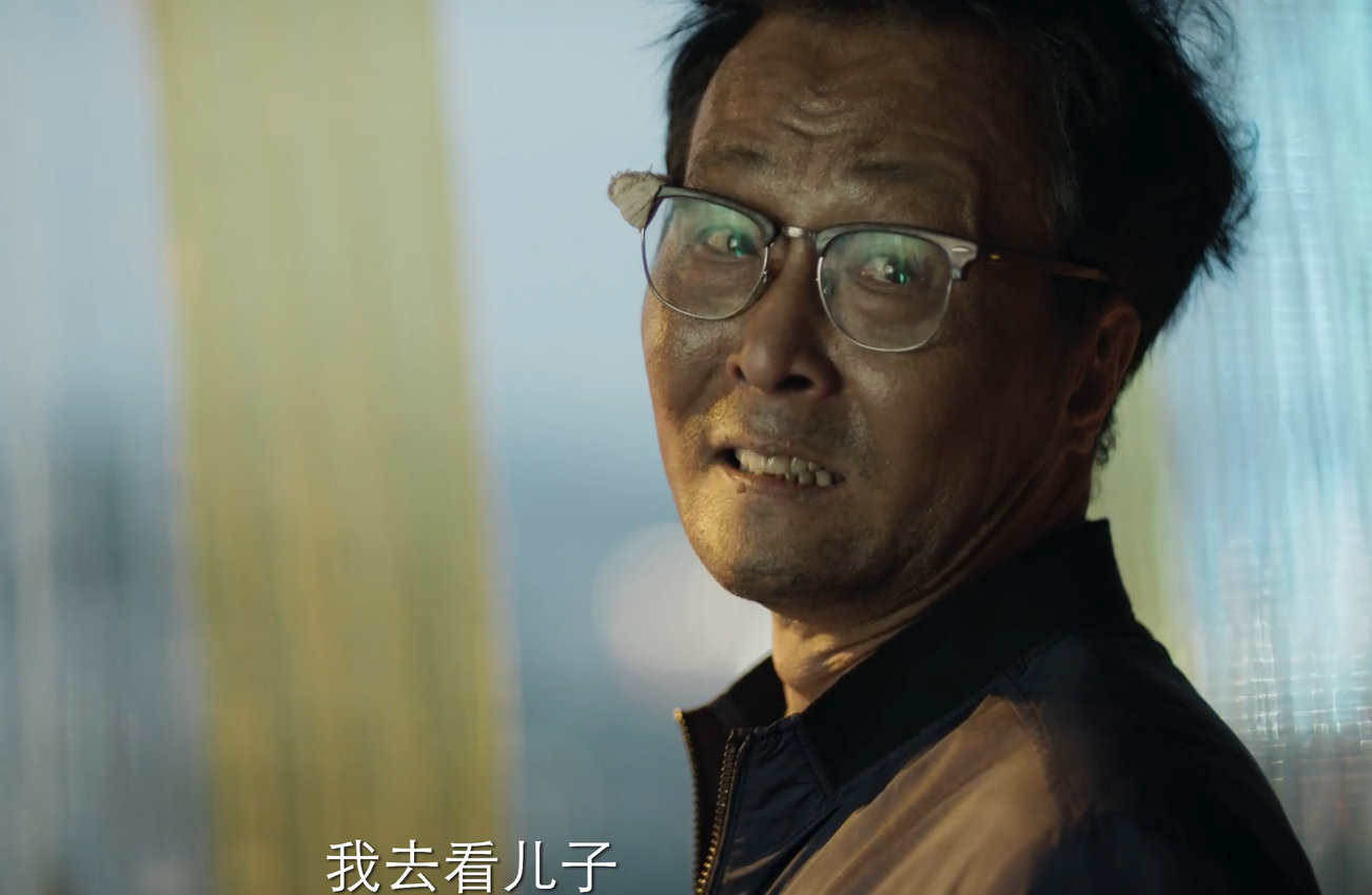 《破冰行动》的钱波,扮演"林水伯",人狠话不多.