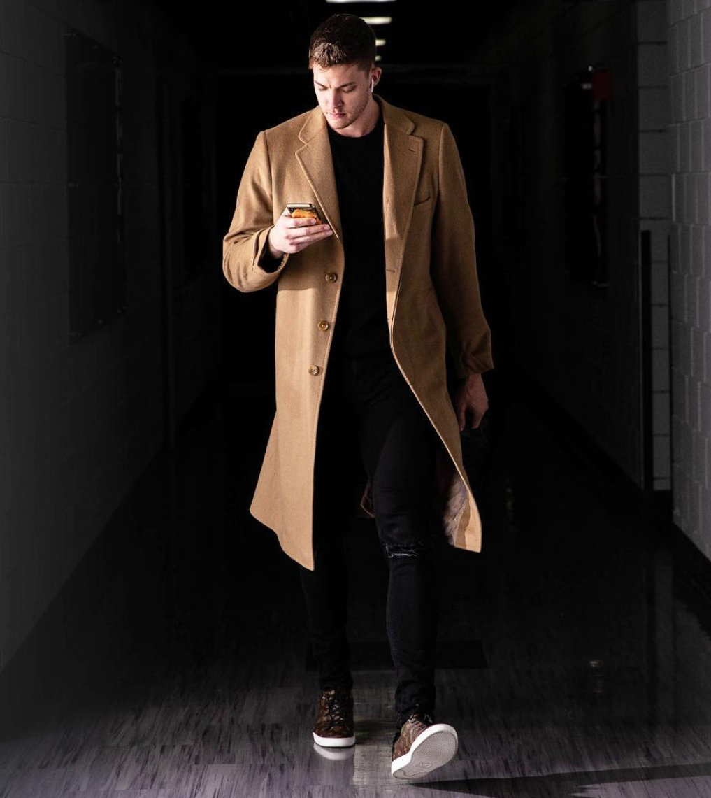 开拓者的颜值担当迈尔斯莱昂纳德大白西决首发之后表现非常抢眼