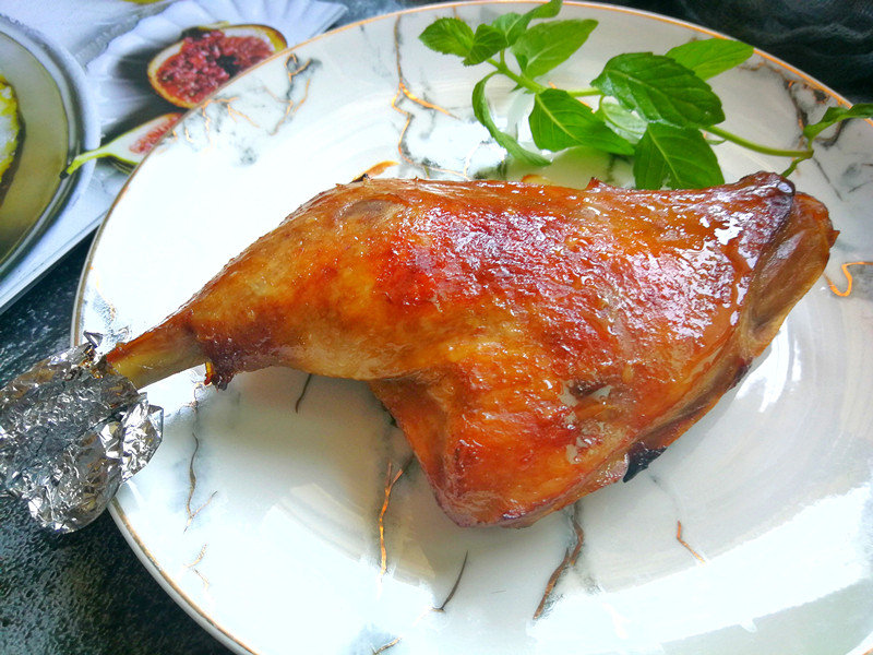 鸭腿最好吃的做法皮香肉嫩油而不腻儿子馋得直咽口水