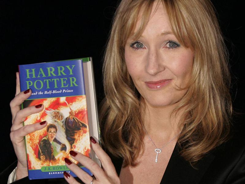 让我想起《哈利波特》的作者,英国国民作家jk罗琳