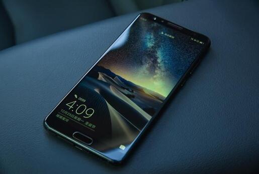 6寸全面屏麒麟960四摄64ghifi音质