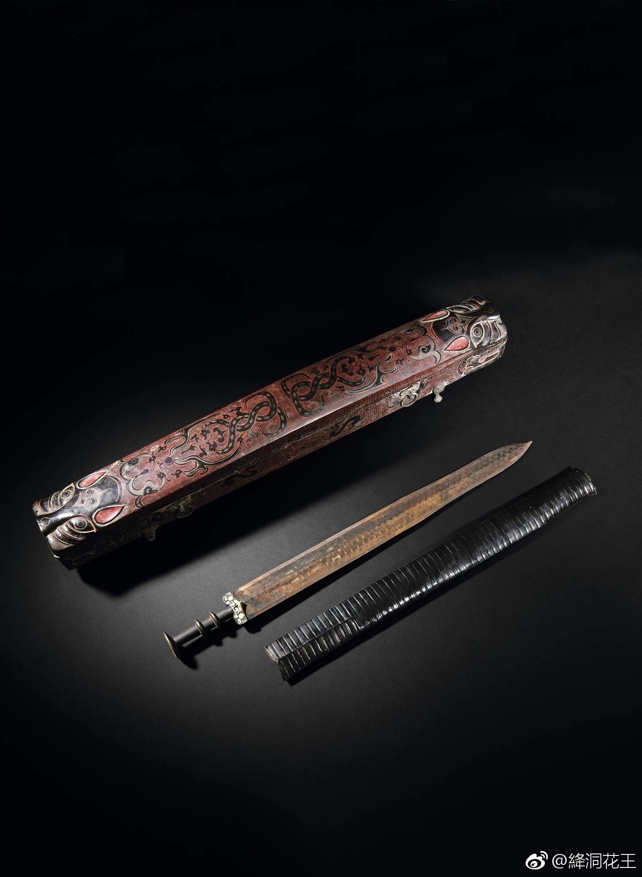 规格:剑l 60.7cm w 5