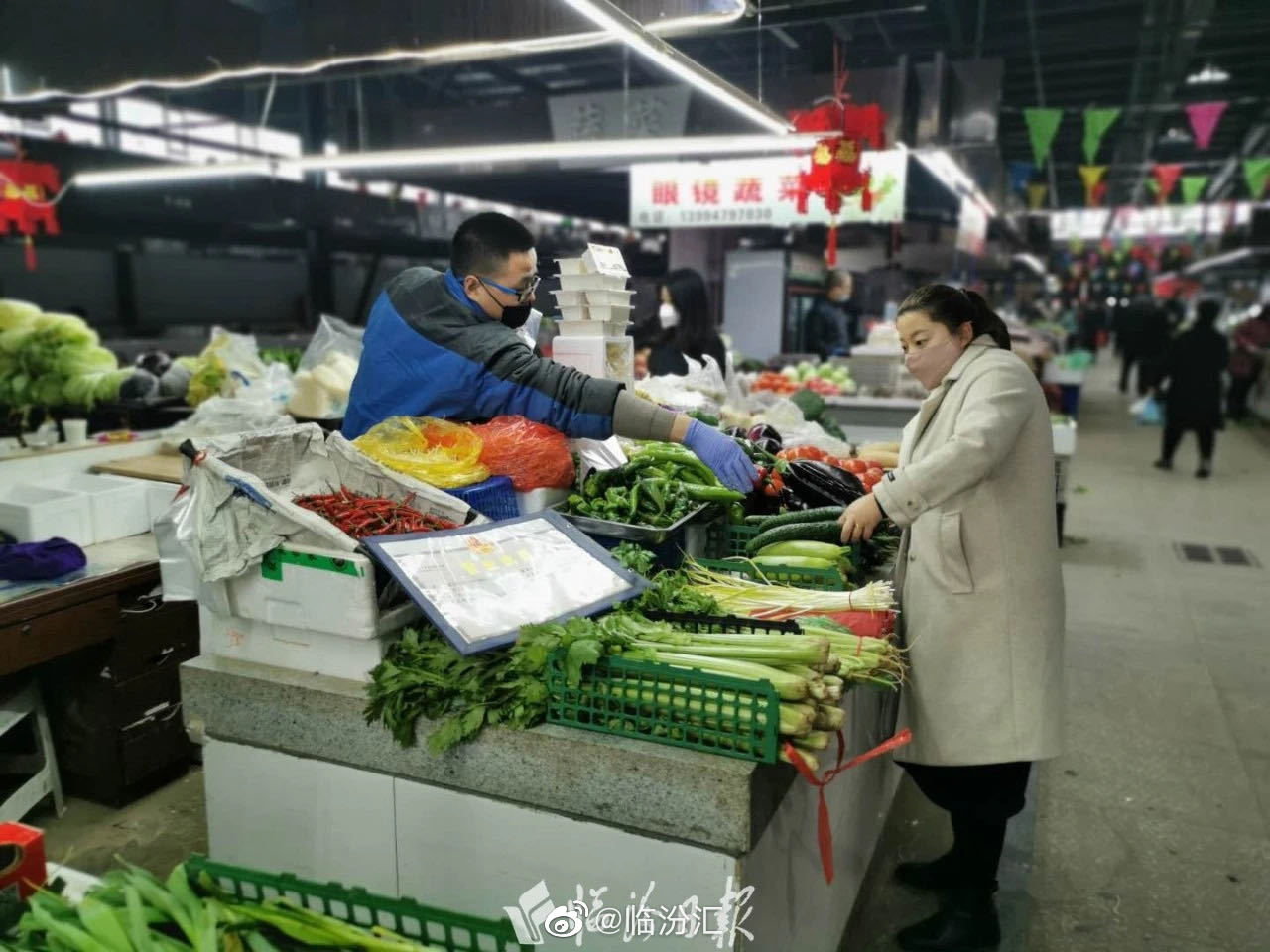 疫情下的临汾兵站路农贸市场