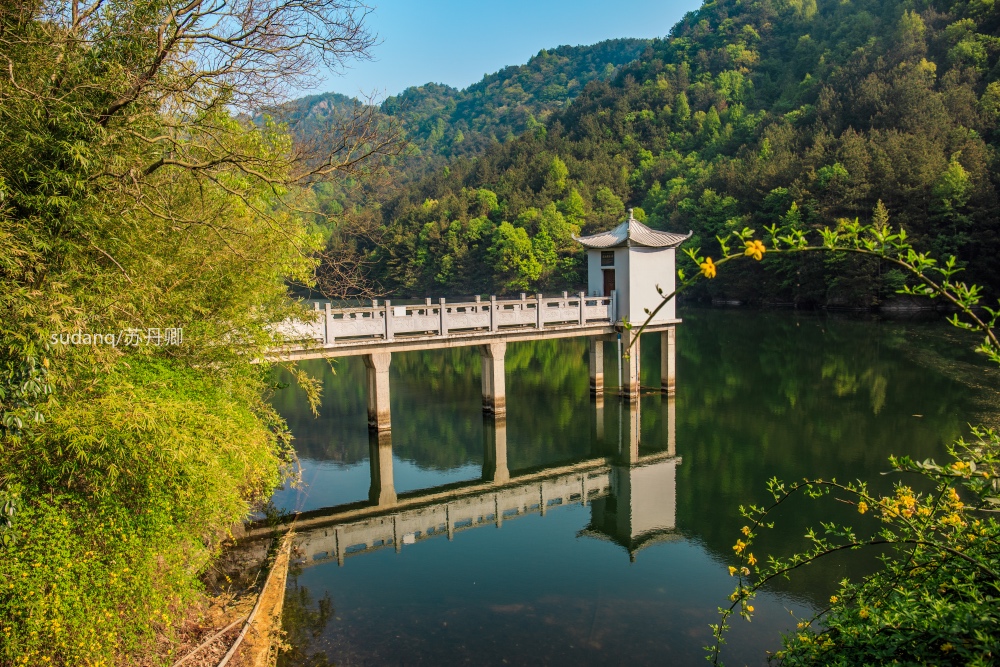 木兰天池,位于武汉黄陂,是木兰文化生态旅游的重要组成部分