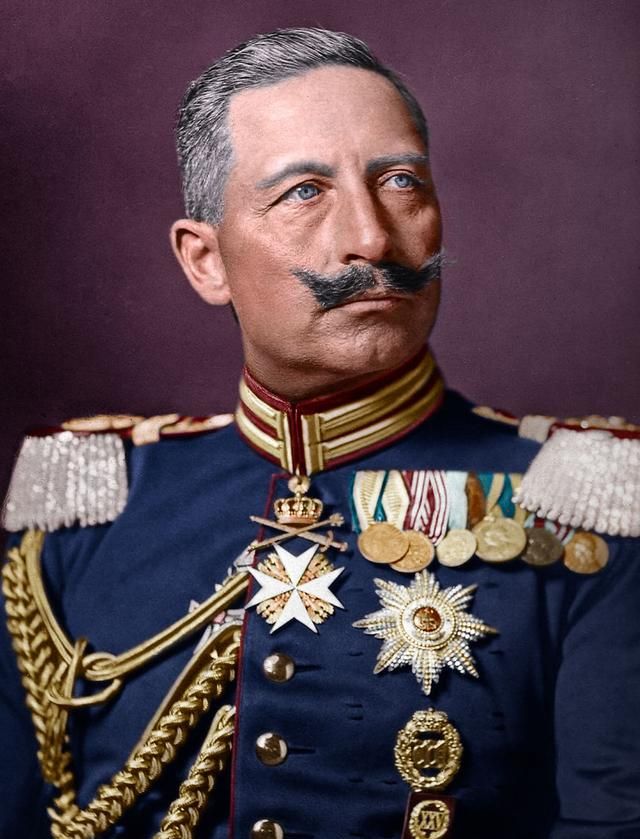 图二挑起一战,图三下场最惨,全家被杀|苏丹|一战|威廉二世_新浪新闻