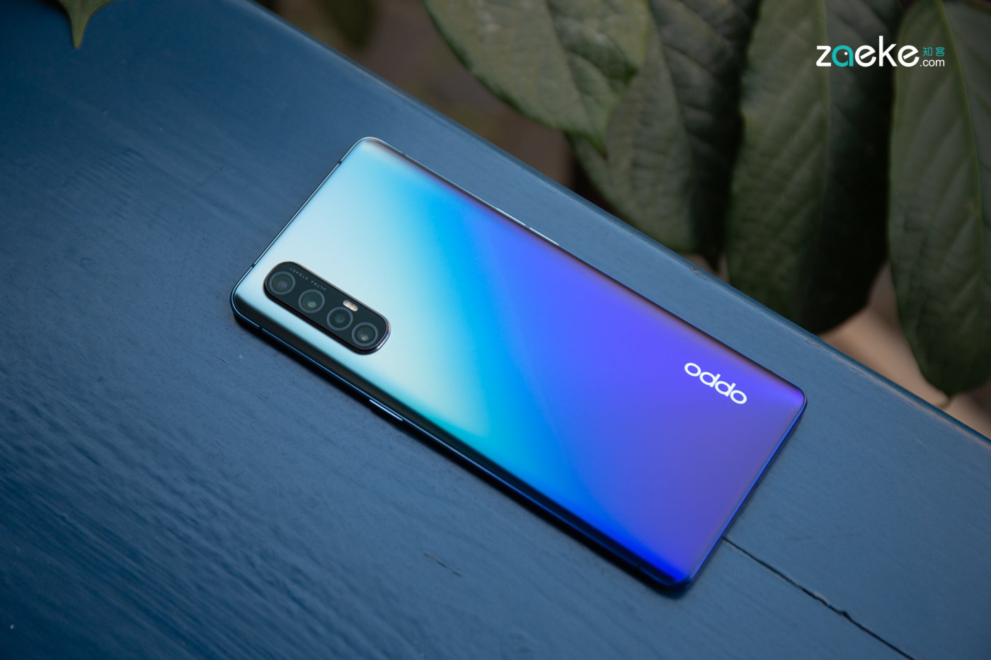 opporeno3pro图赏握在手心的极致轻薄是双曲面与高集成化的巧