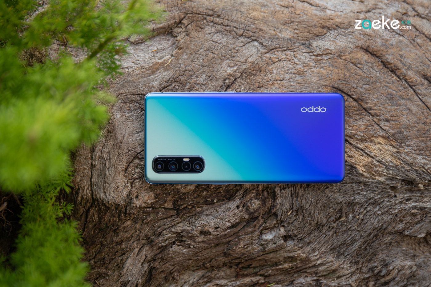 opporeno3pro图赏握在手心的极致轻薄是双曲面与高集成化的巧