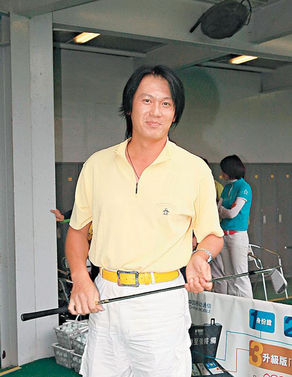 48岁亚视一哥甄志强别来无恙略显成熟油腻当年的万人迷至今未婚