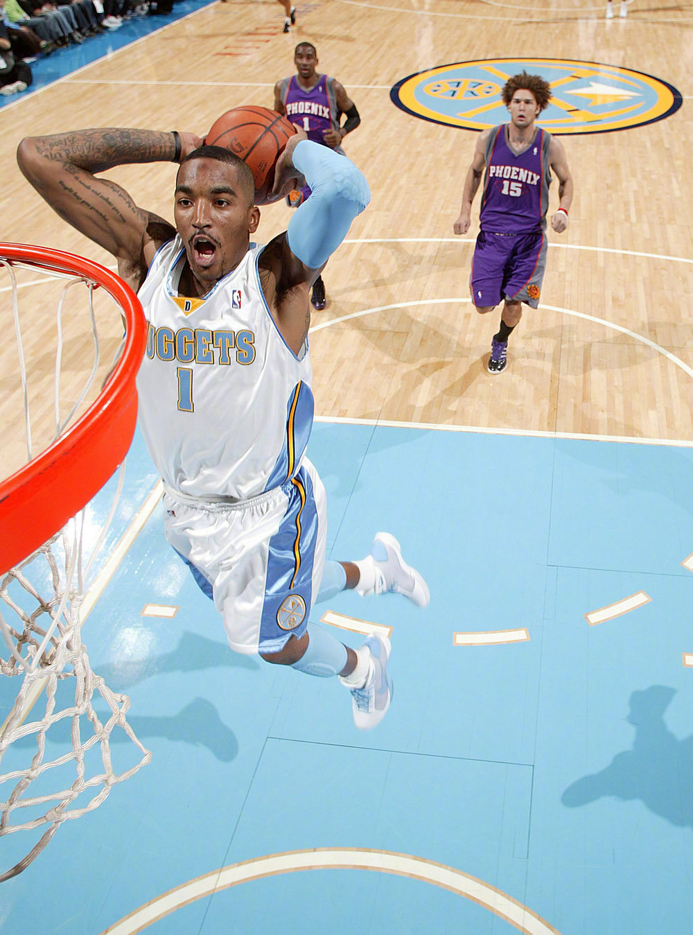 以前在掘金的jr-史密斯