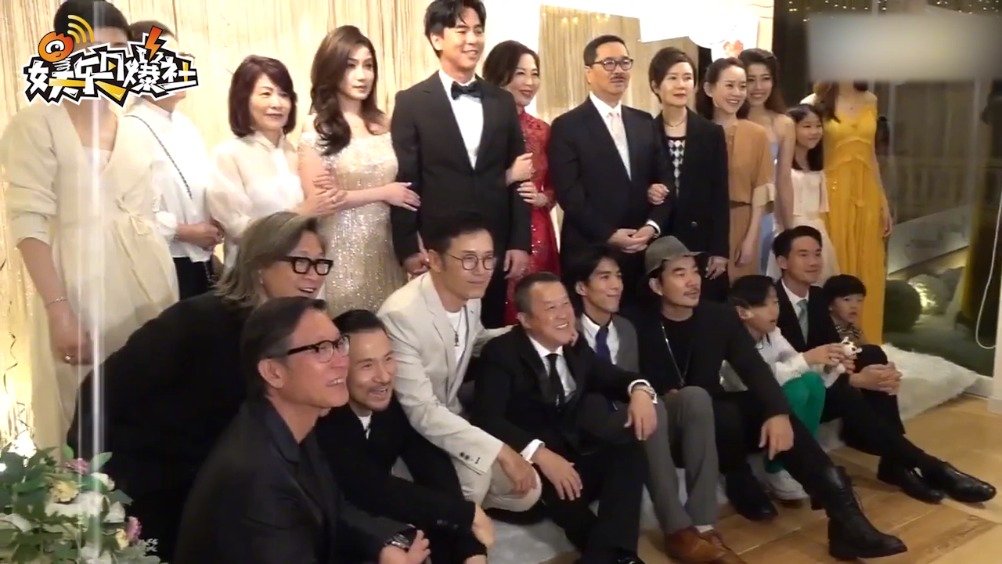 婚宴画面曝光弟弟戳心告白 柯有伦哭到脸涨红