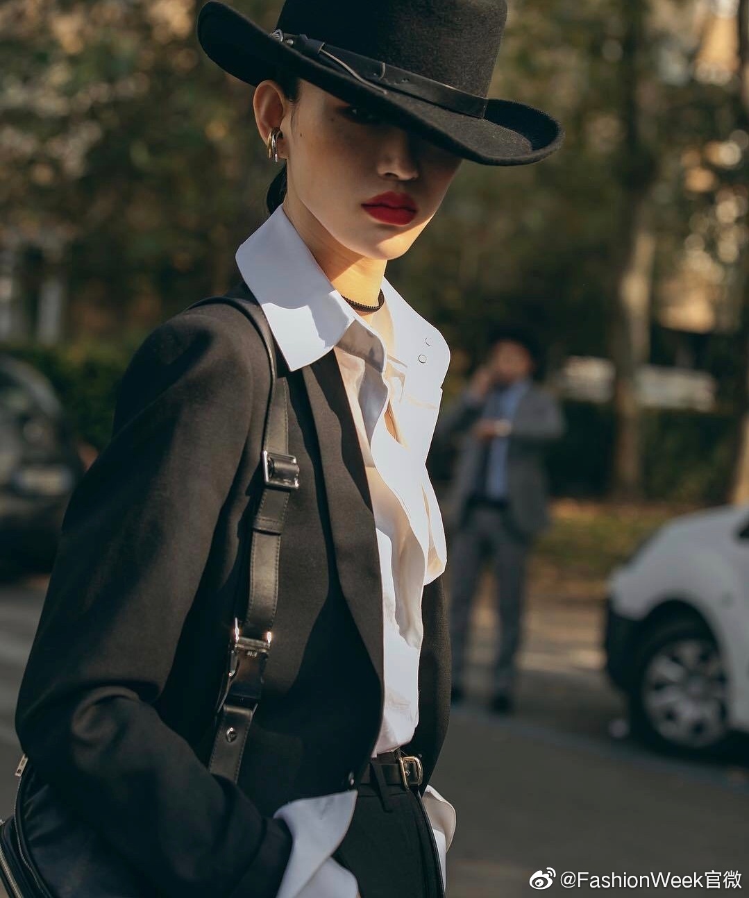 韩国模特崔素拉的黑色西装穿搭太a了