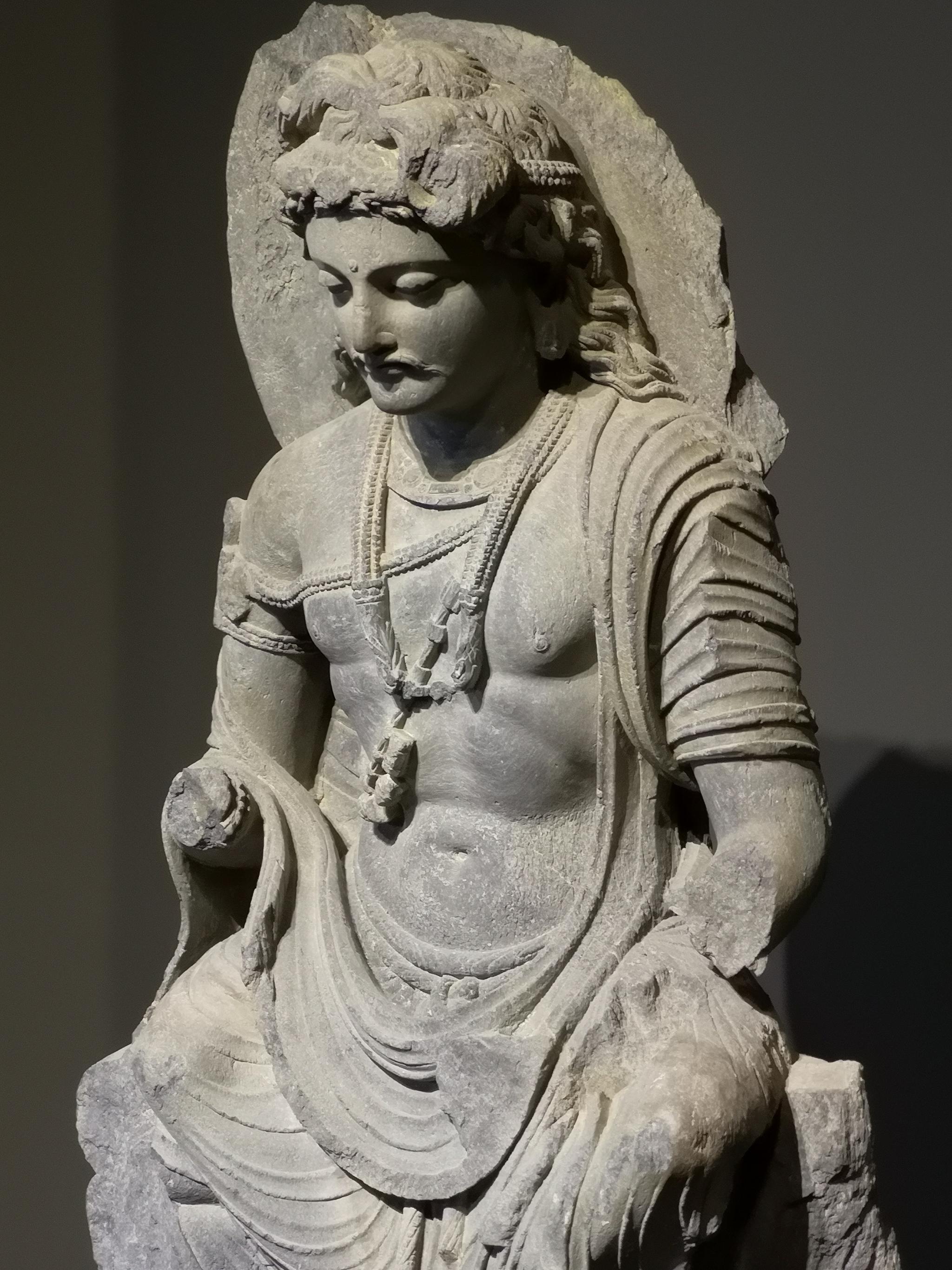 正在陕西历史博物馆展出的犍陀罗石雕像